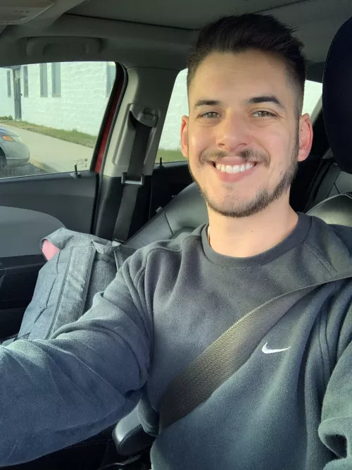 Happy Saturday! :) hitting the gym!