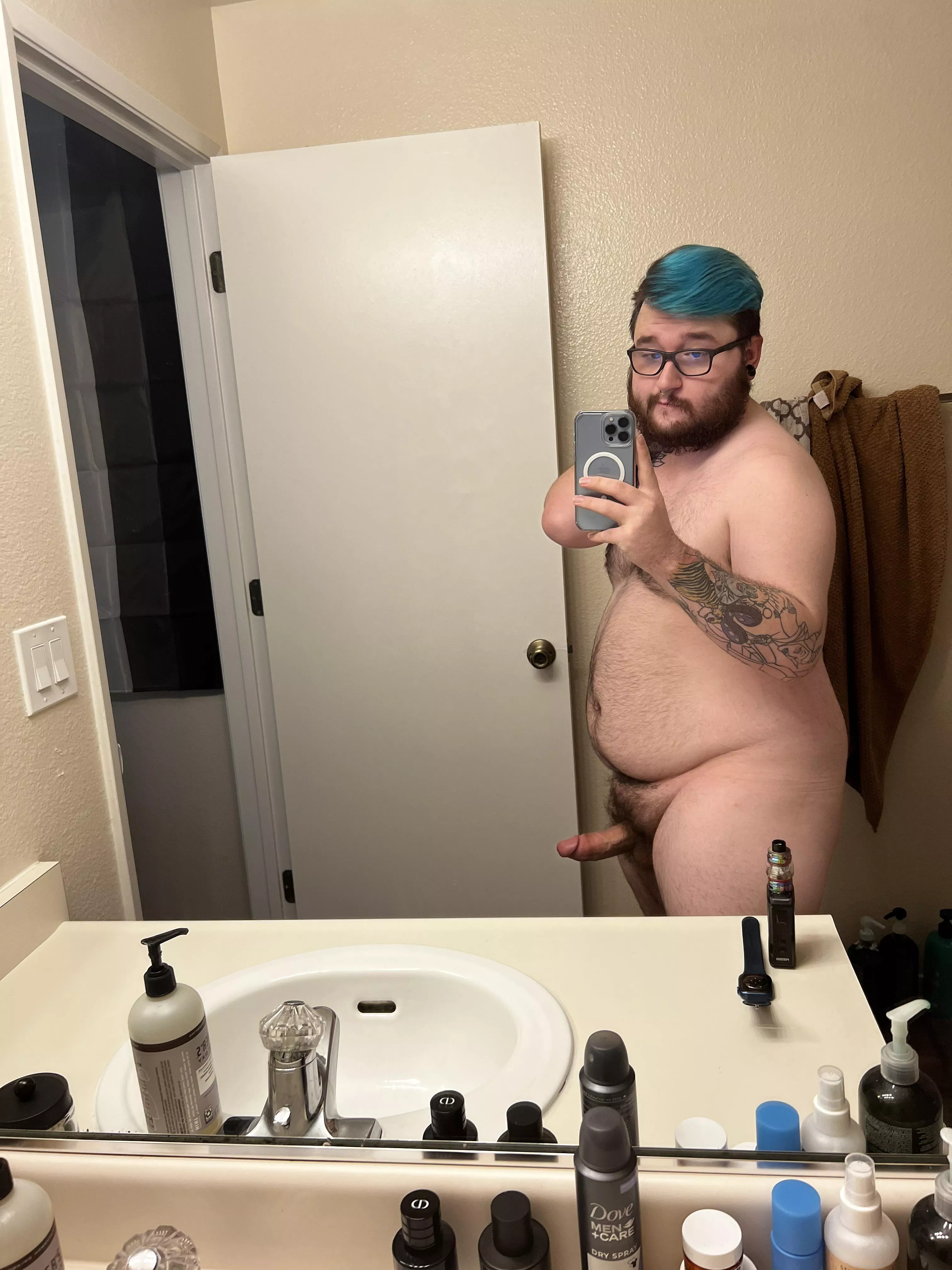 Happy Saturday 😈 Instagram•twitter @justalostbear