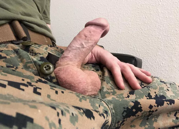 Happy Saturday! Time to rock out with the cock out. Happy Saturday! Time to rock out with the cock out.