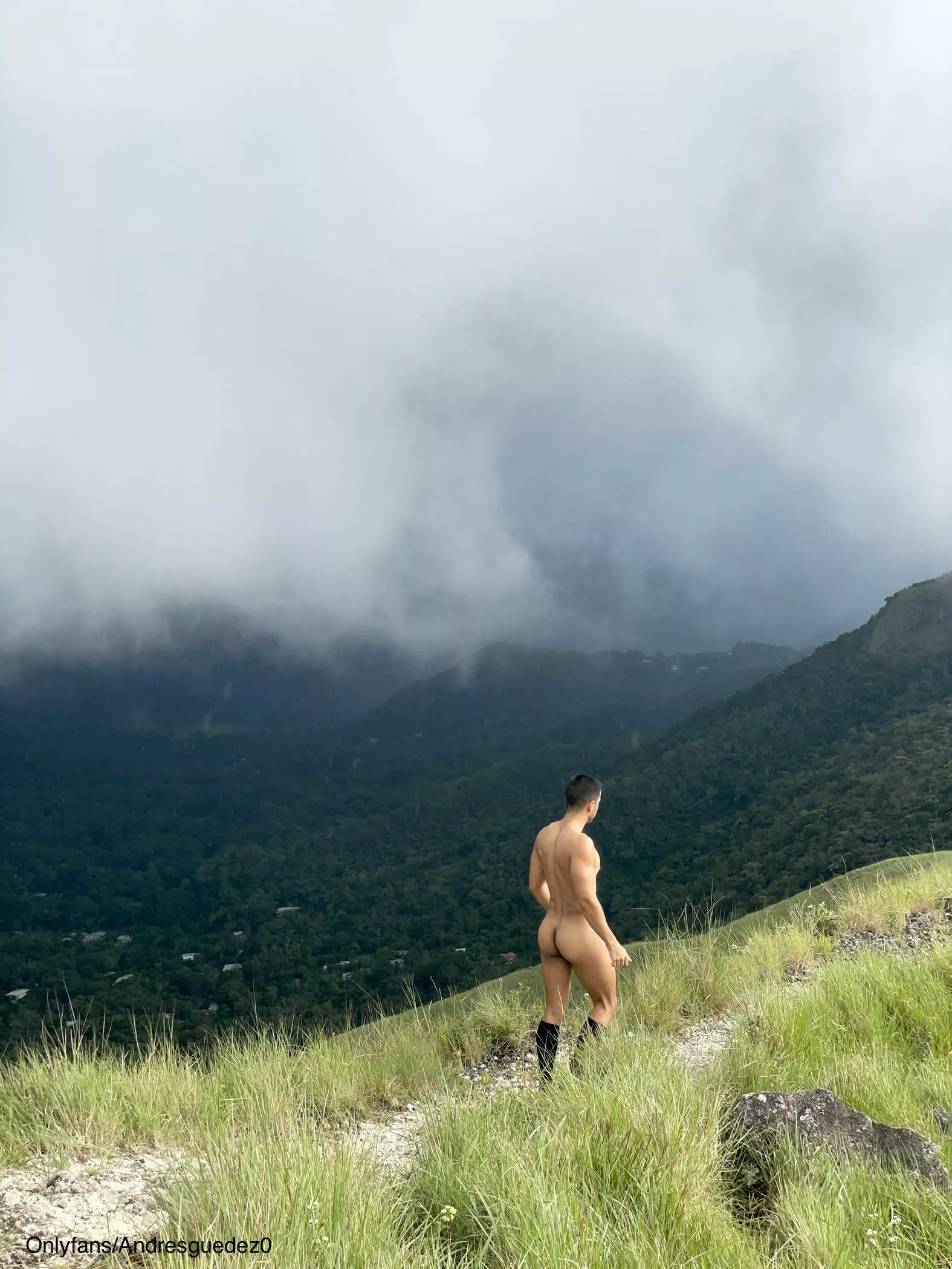 Happy Sunday guys 😈