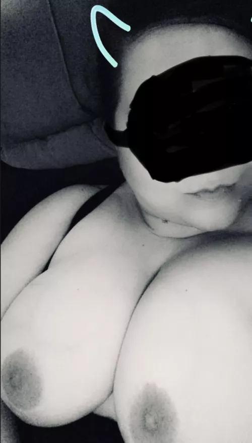 Happy Titty Tuesday 😘