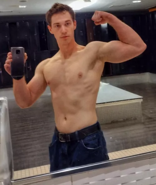 Happy to be back at the gym 😊 Happy to be back at the gym 😊