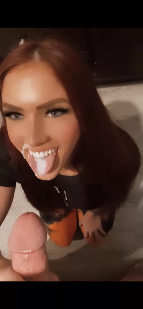 Happy to receive his cum (F28)