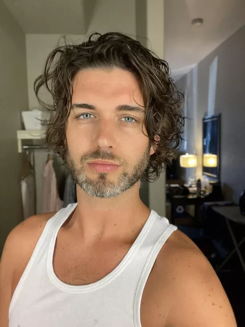 happy tuesday bros 💖 happy tuesday bros 💖