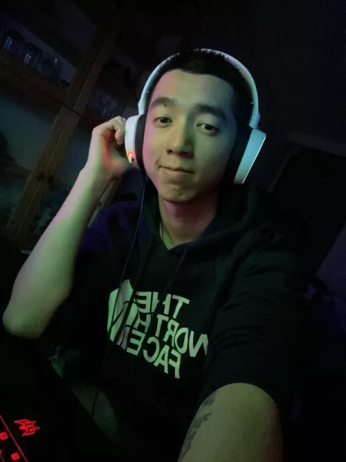 Happy valentines day fellow gaymers 💙