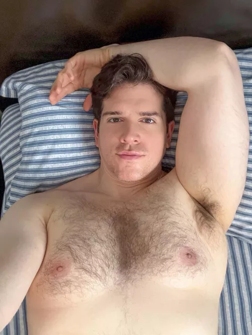 happy Valentines’s 💕 wanna cuddle?