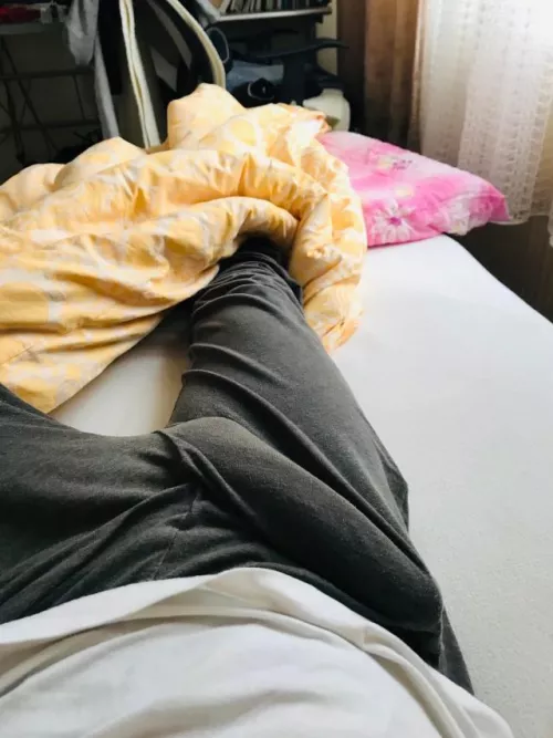 Hard to hide it when i sleep at a bro’s place