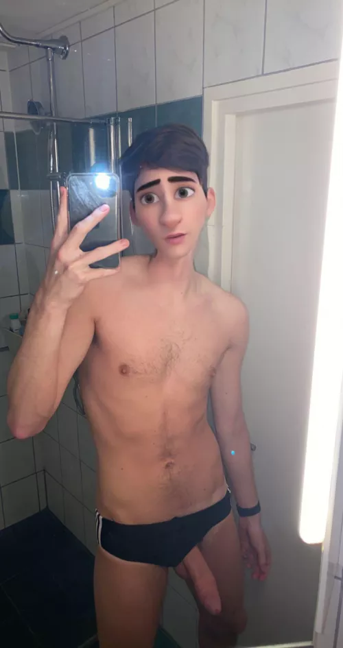 Hate being late to swim practiceπ