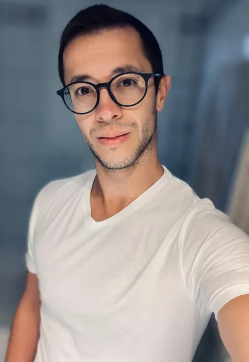 Have a good day - or night, whatever falls right ๐คช Have a good day - or night, whatever falls right ๐คช