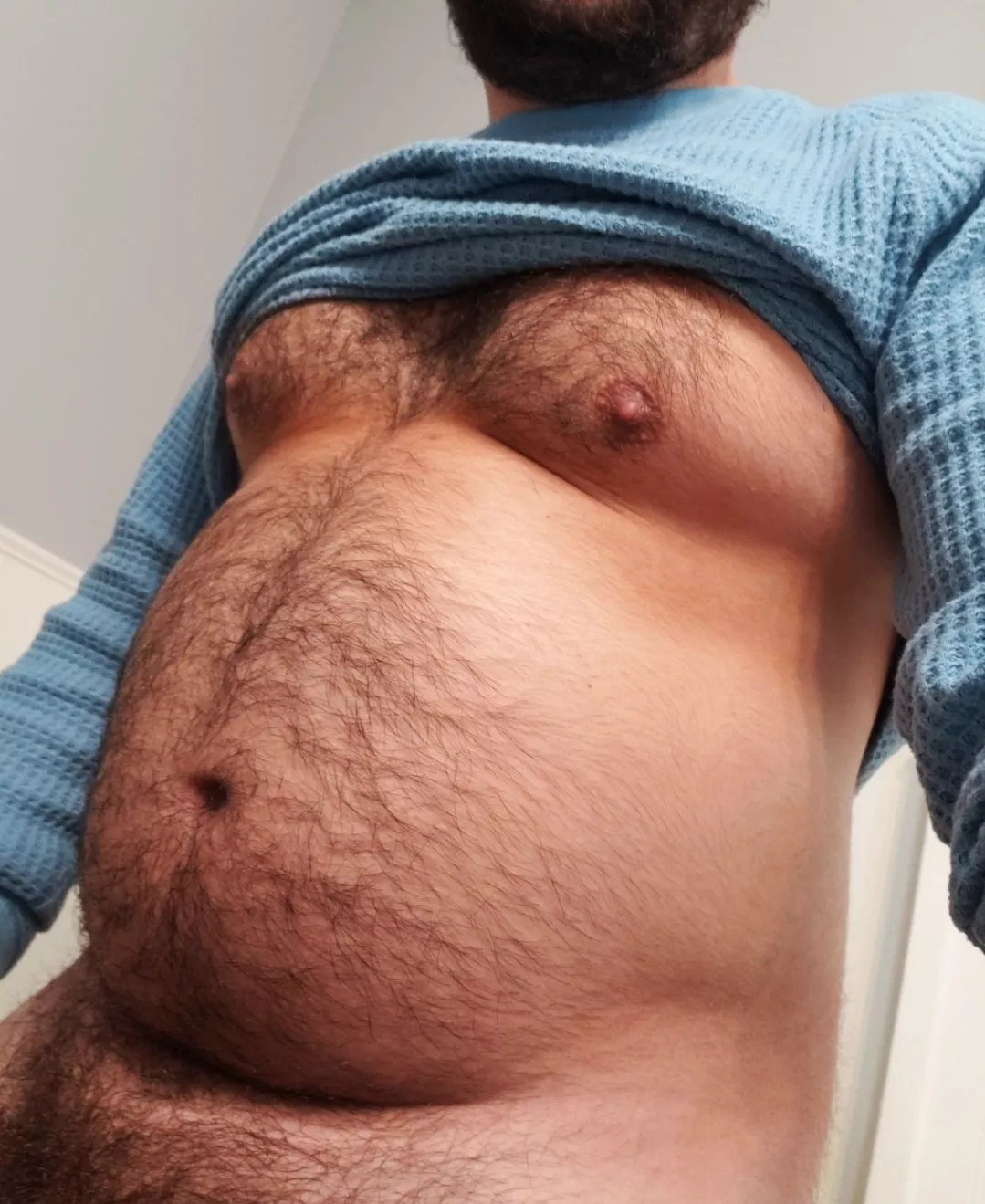 Have been putting on muscle. But I guess trying to get in enough calories is making me gain fat too Have been putting on muscle. But I guess trying to get in enough calories is making me gain fat too