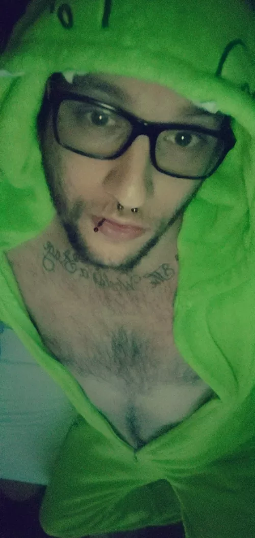 Have no fear Reptar's here 28 m mi where's my player 2 on my PS5 🥺👉🏻👈🏻