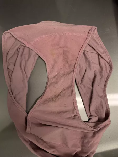 Haven’t been able to get my hands on my moms dirty panties for awhile I forgot how crazy they drive me Haven’t been able to get my hands on my moms dirty panties for awhile I forgot how crazy they drive me