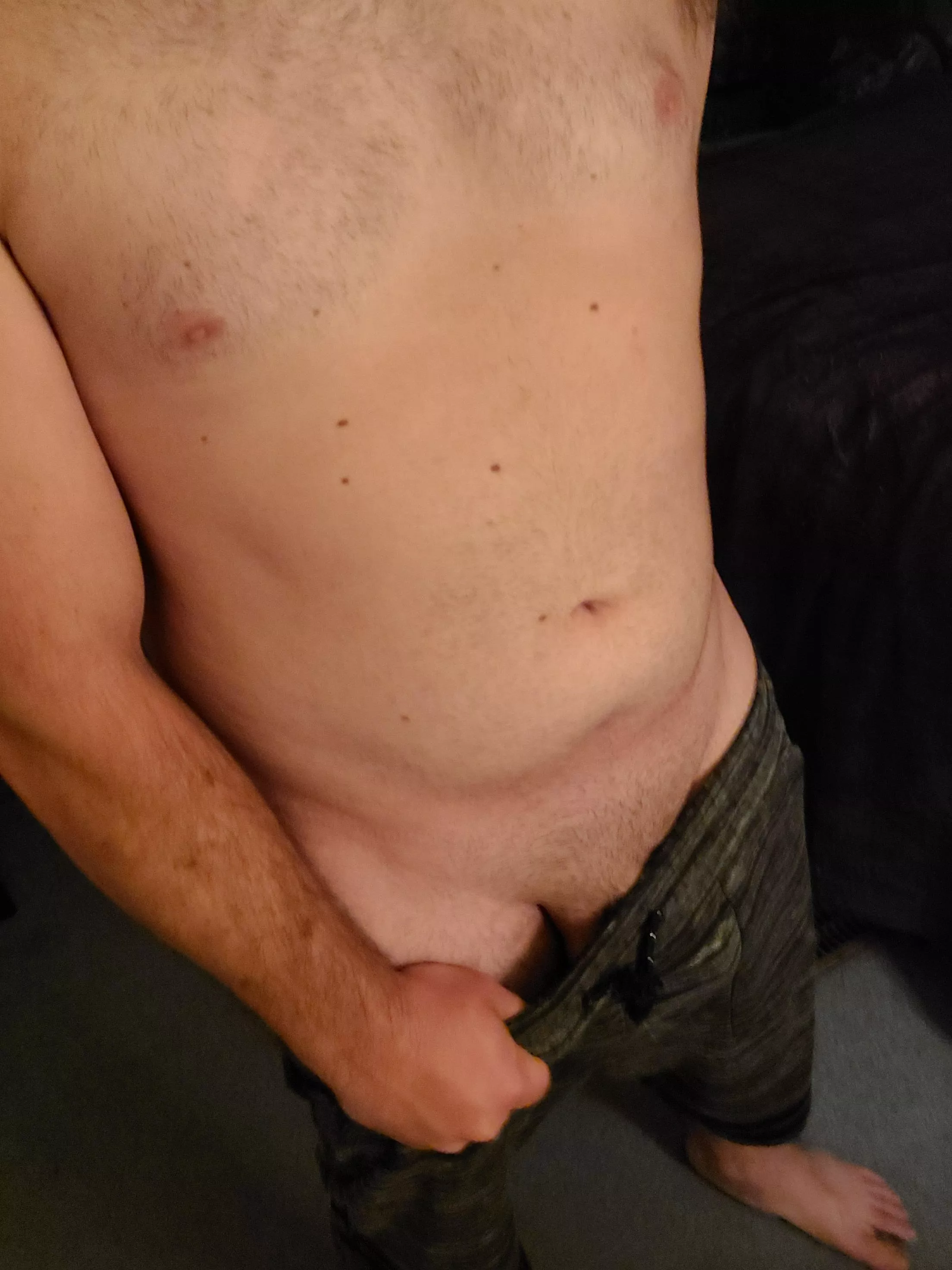 Haven't even had the opportunity to clean up from work yet, so much for an eventful friday evening 🤷‍♂️