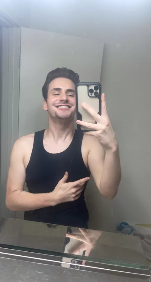 Havenโt smiled in a minute so I thought Iโd share this rare phenomenon Havenโt smiled in a minute so I thought Iโd share this rare phenomenon