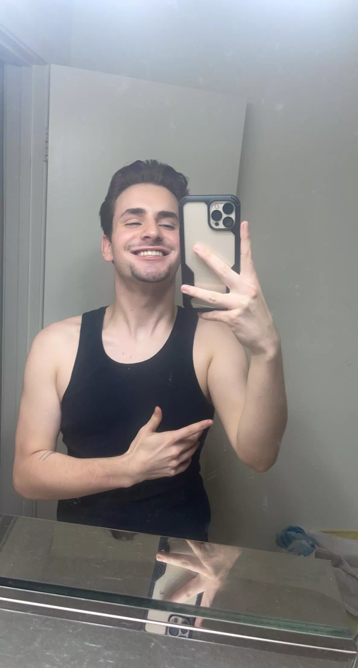 Haven’t smiled in a minute so I thought I’d share this rare phenomenon