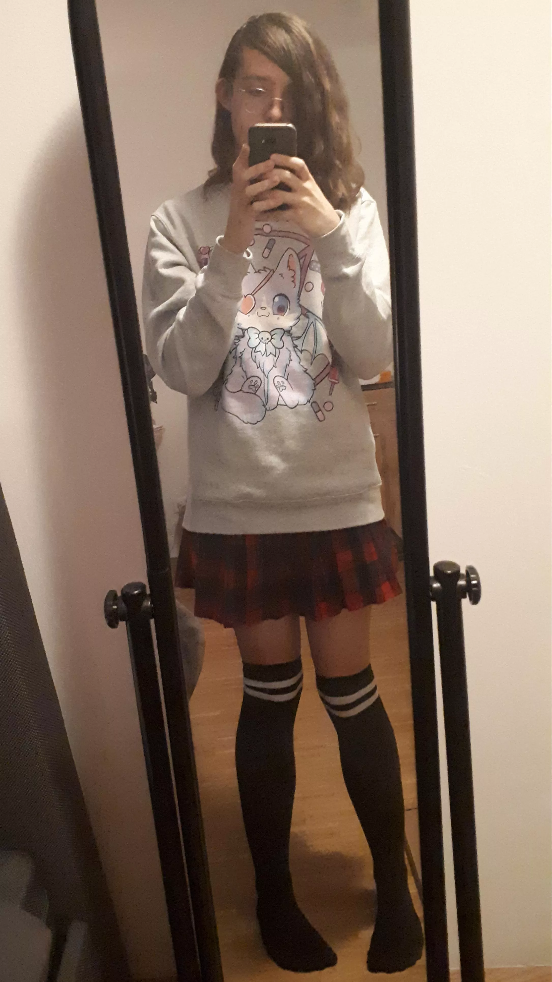 Having a comfy evening UwU Who wants to join 👉🏻👈🏻