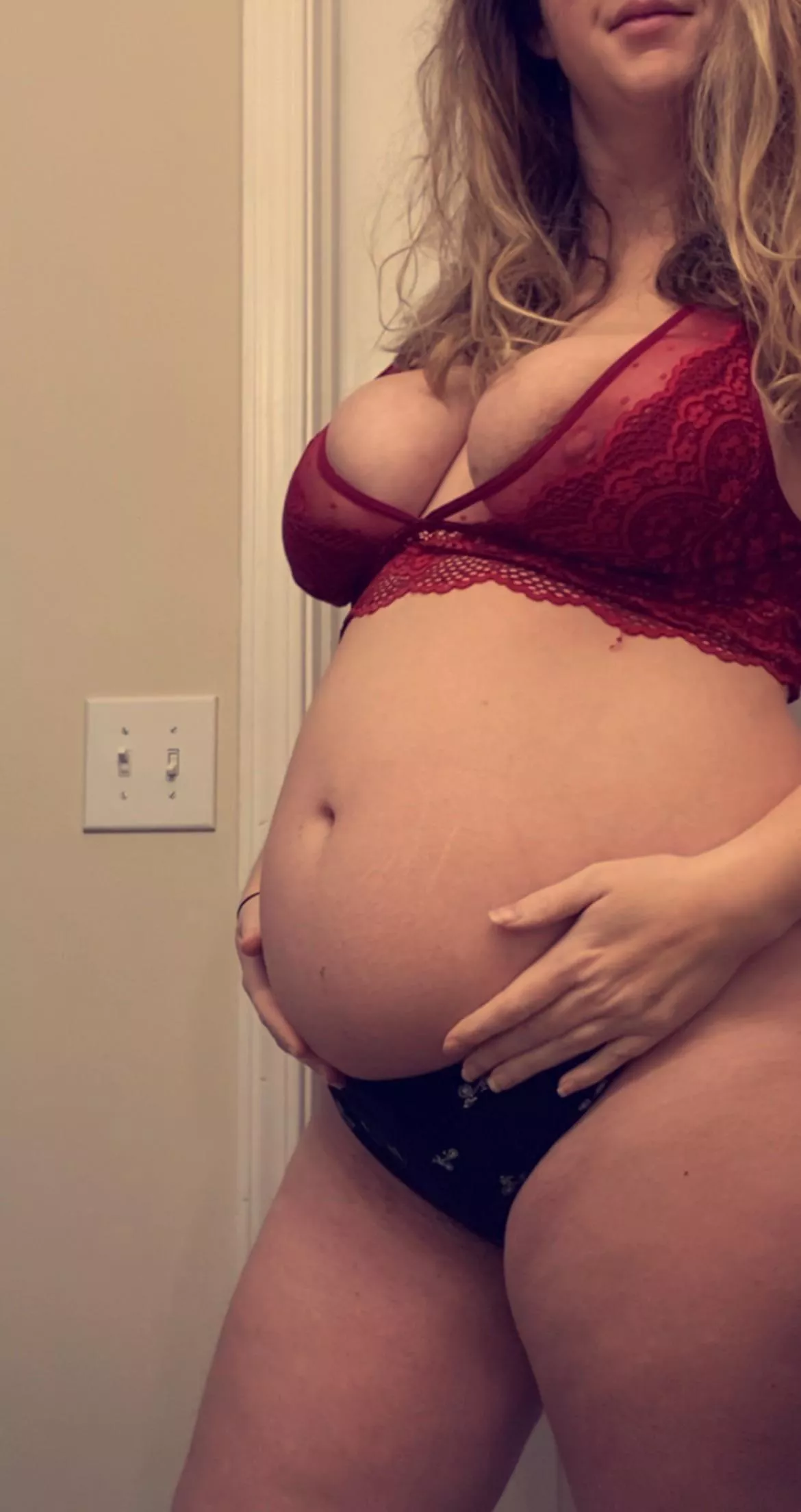 Having a hard morning? Links in bio🤰🏼🥵 Having a hard morning? Links in bio🤰🏼🥵