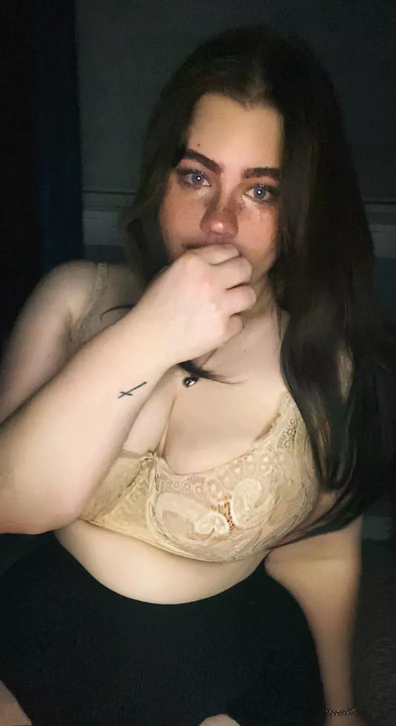 Having a tough day 😔 Help me put a smile back on my face…? ❤️