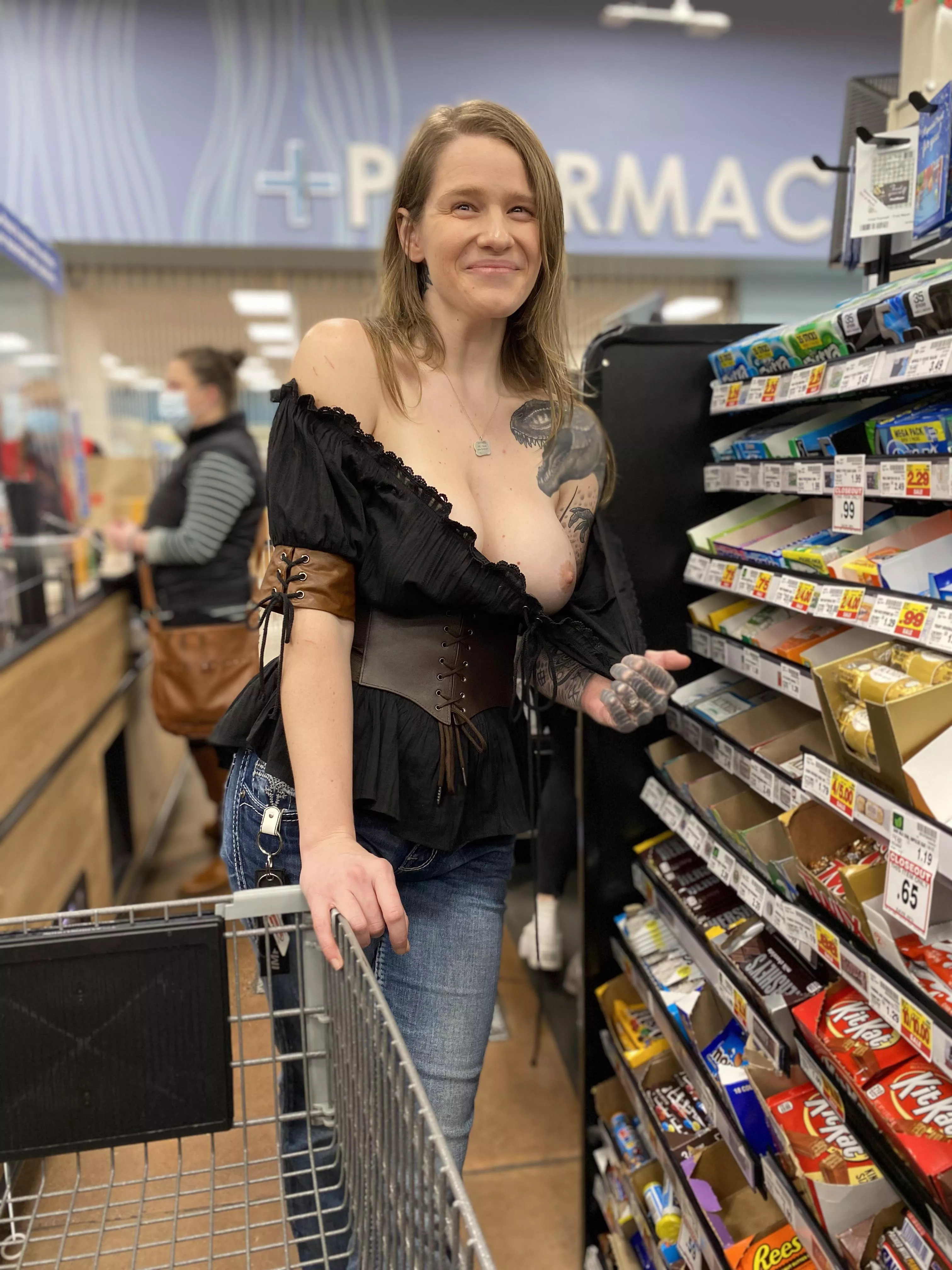 He saw me!😆 lol! This is best picture we got!🤣🔥