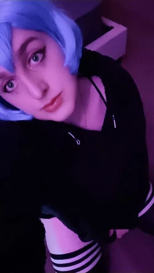 Head pats and cuddles?π₯Ί Head pats and cuddles?π₯Ί