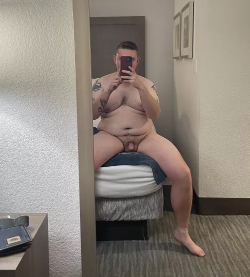 Heard y’all like hotel selfies