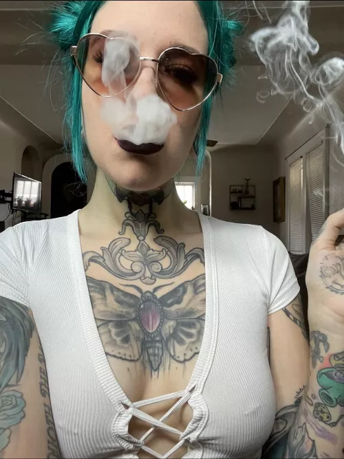 Heart eyes and blunt smoke