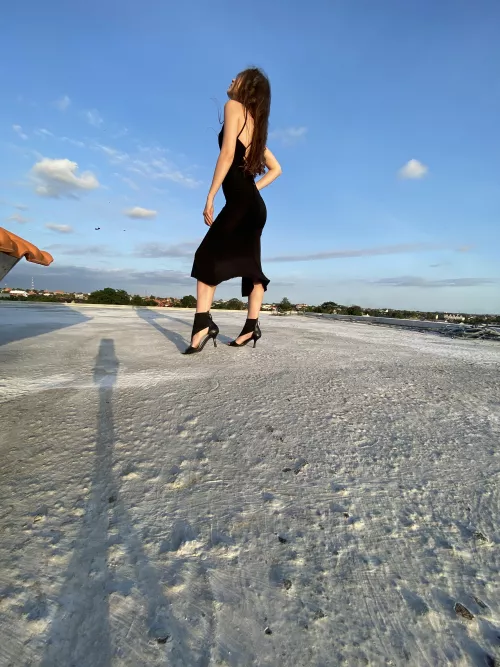 Heels on the roofπ