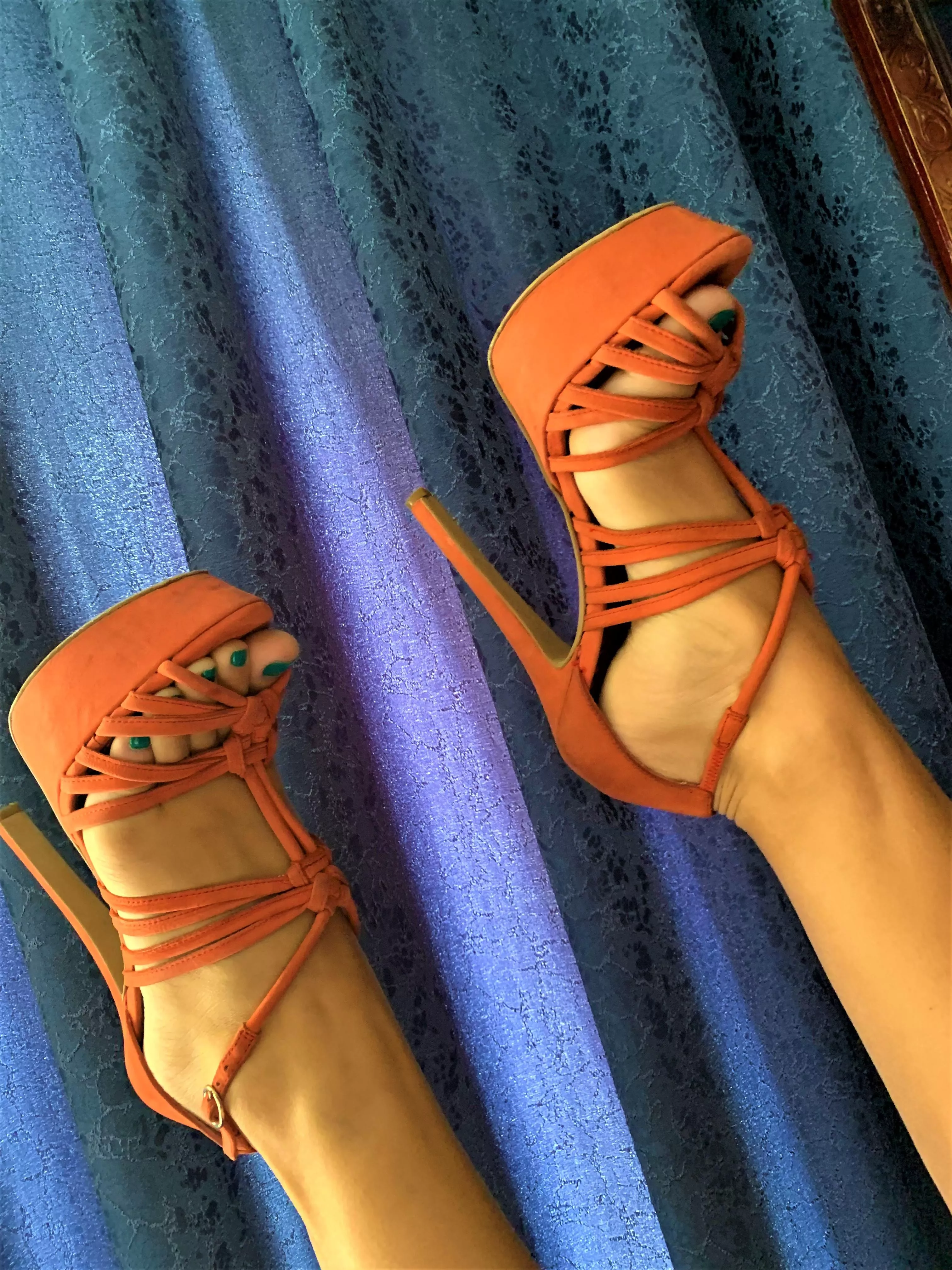 Heels timeπ Heels timeπ