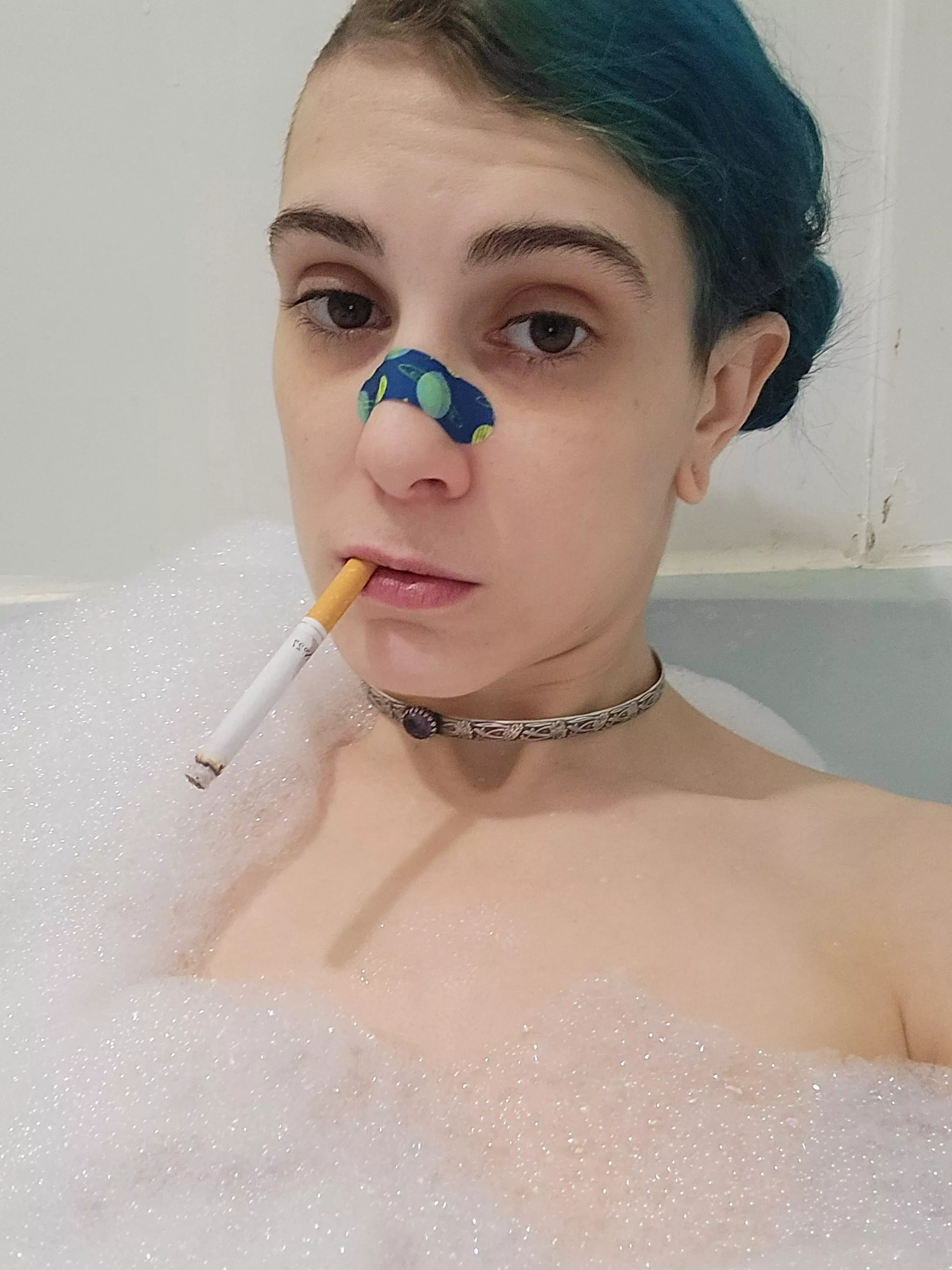 Hehe just having a smoke in the bath 🥰 pardon my bandaid, my nose is stuffy and bandaids fix boo-boos, right? 😅🤣