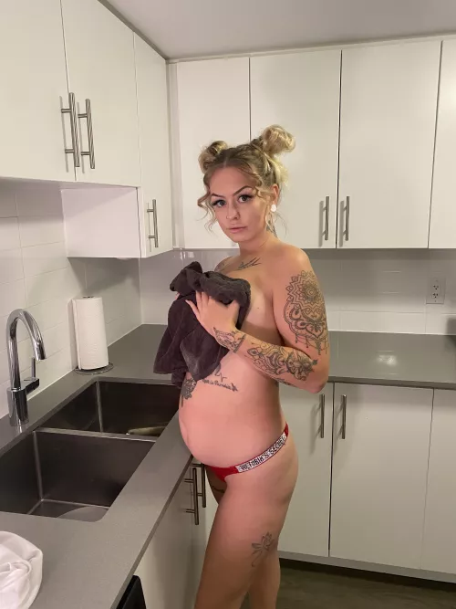 Hehe my lil bump is cute ๐ฅฐ do you agree?