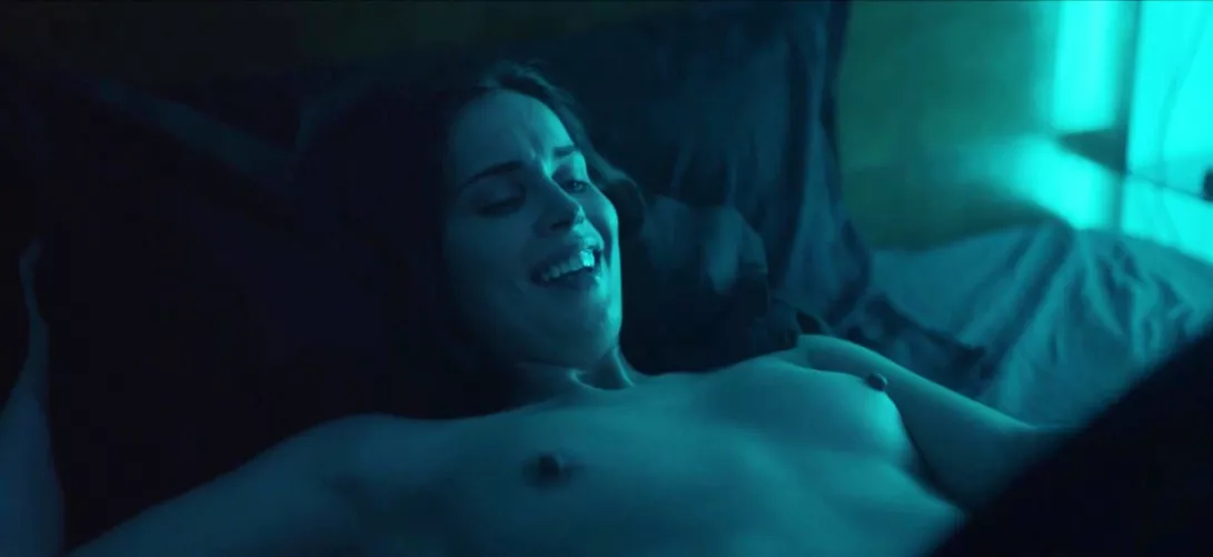 Heida Reed (Stella Blomkvist) Heida Reed (Stella Blomkvist)
