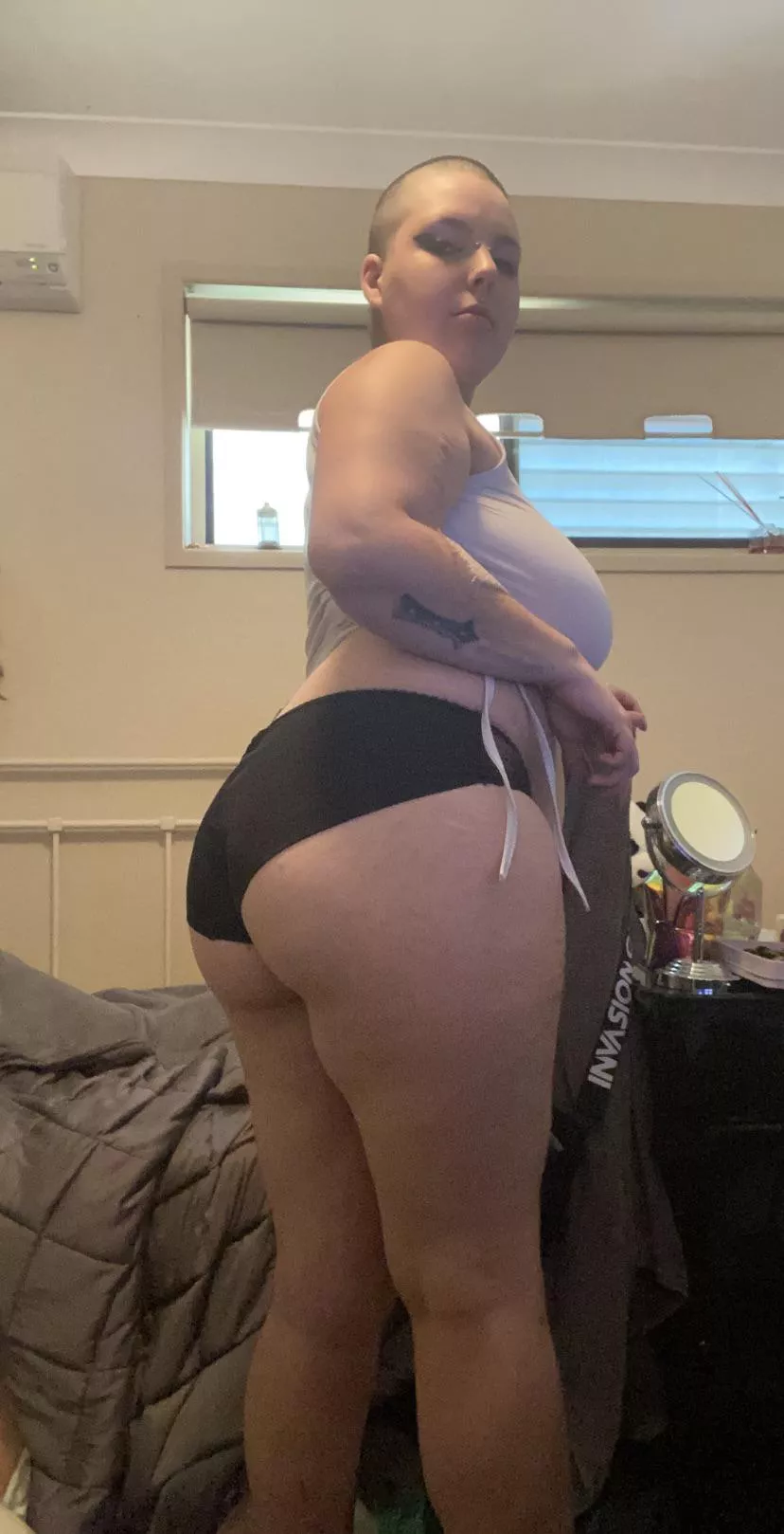 Hello and welcome to my butt