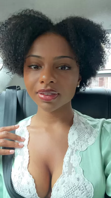 Hello, do I make your days much better? Hello, do I make your days much better?