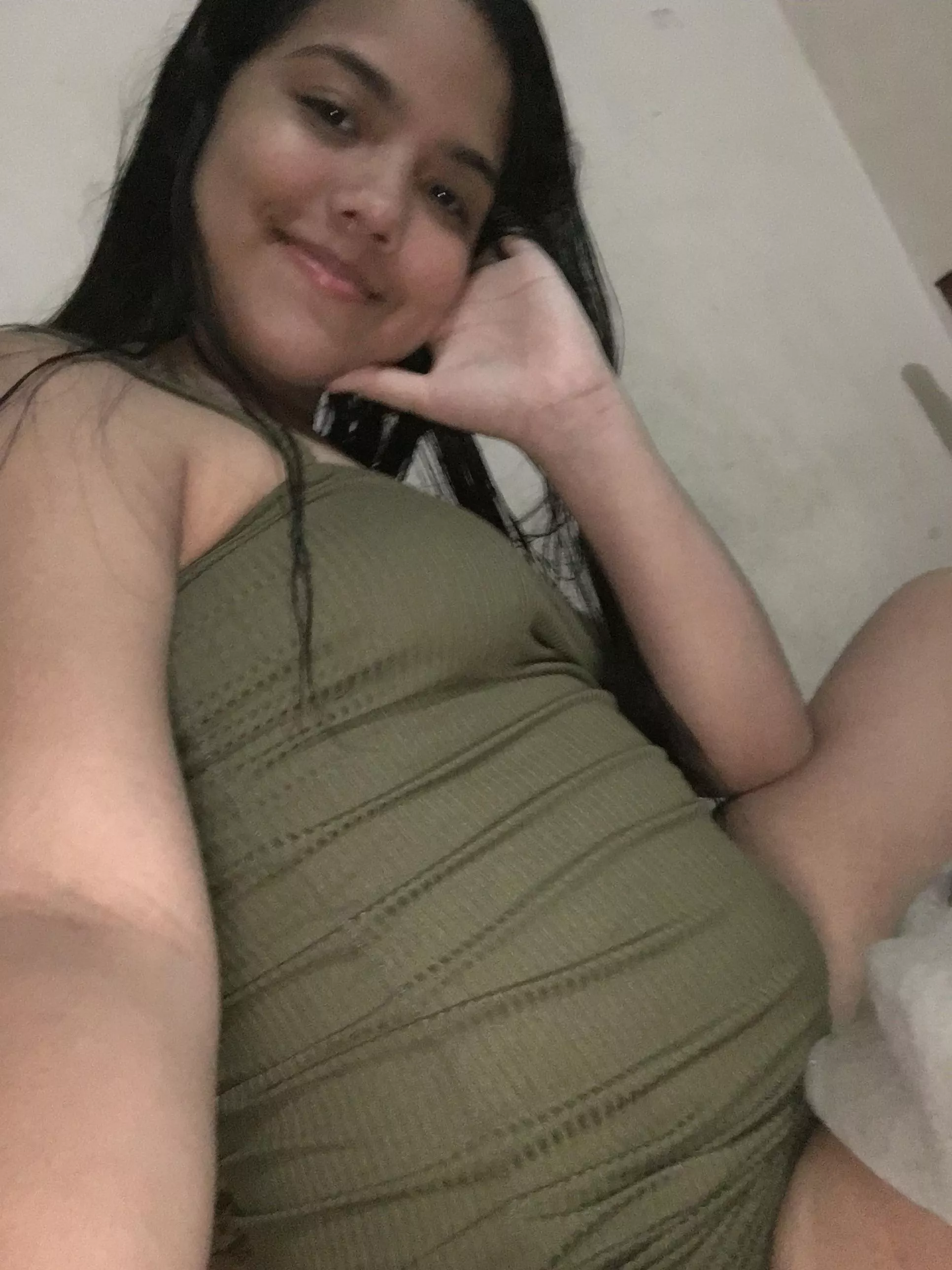 Hello everyone I am progressing little by little ?? here I leave my kik gamezmichelle04 for those who want to help me my goal of 100 pounds