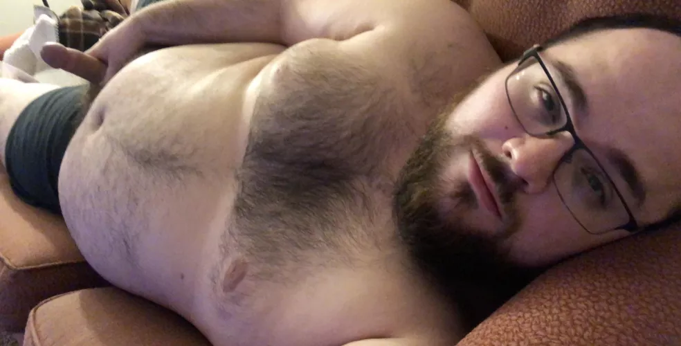 hello fellow bears hereβs my face and dick again