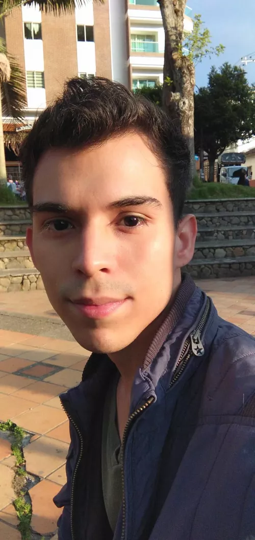 Hello! From Colombia 🇨🇴DM?