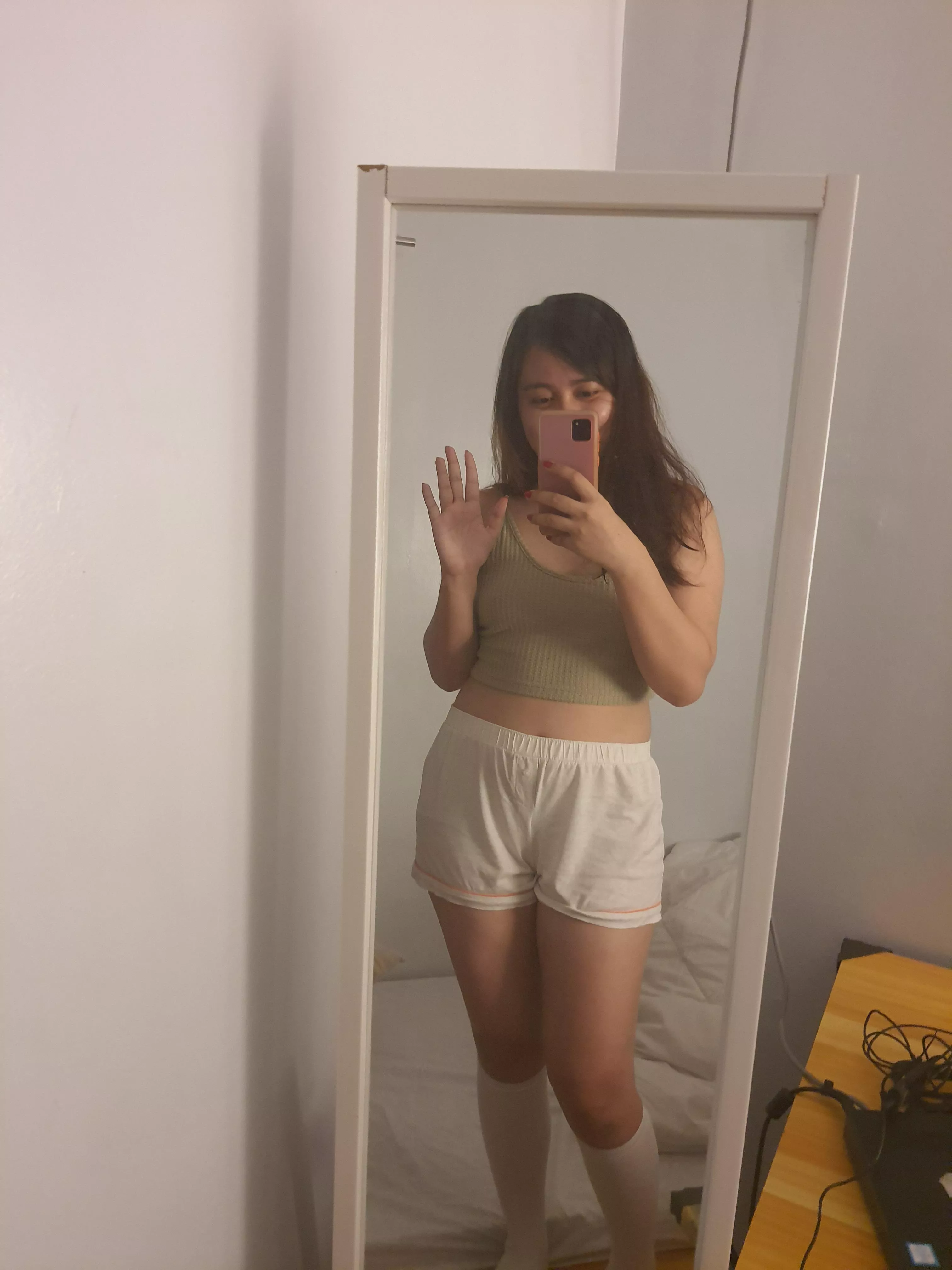 Hello... is it me you're looking for..? (f) 😆😉 Hello... is it me you're looking for..? (f) 😆😉