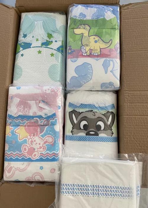 Hello Monday! Yay for half cases🤩💝 which one first?