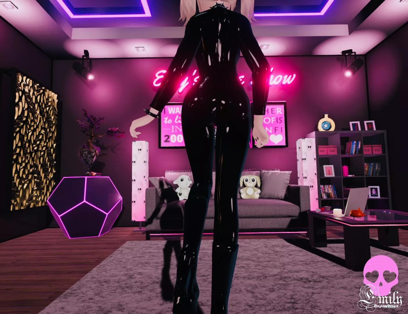 Hello, my darlings! I am very much looking forward to you in this cold and rainy weather and today I feel especially excited?? https://chaturbate.com/emyliveshow