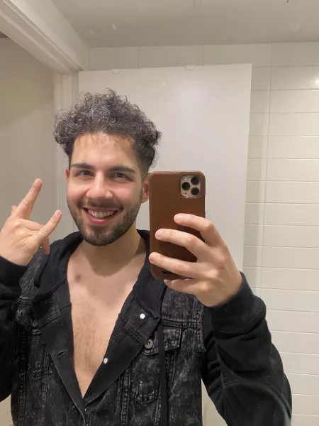 hello there:x :) hello there:x :)