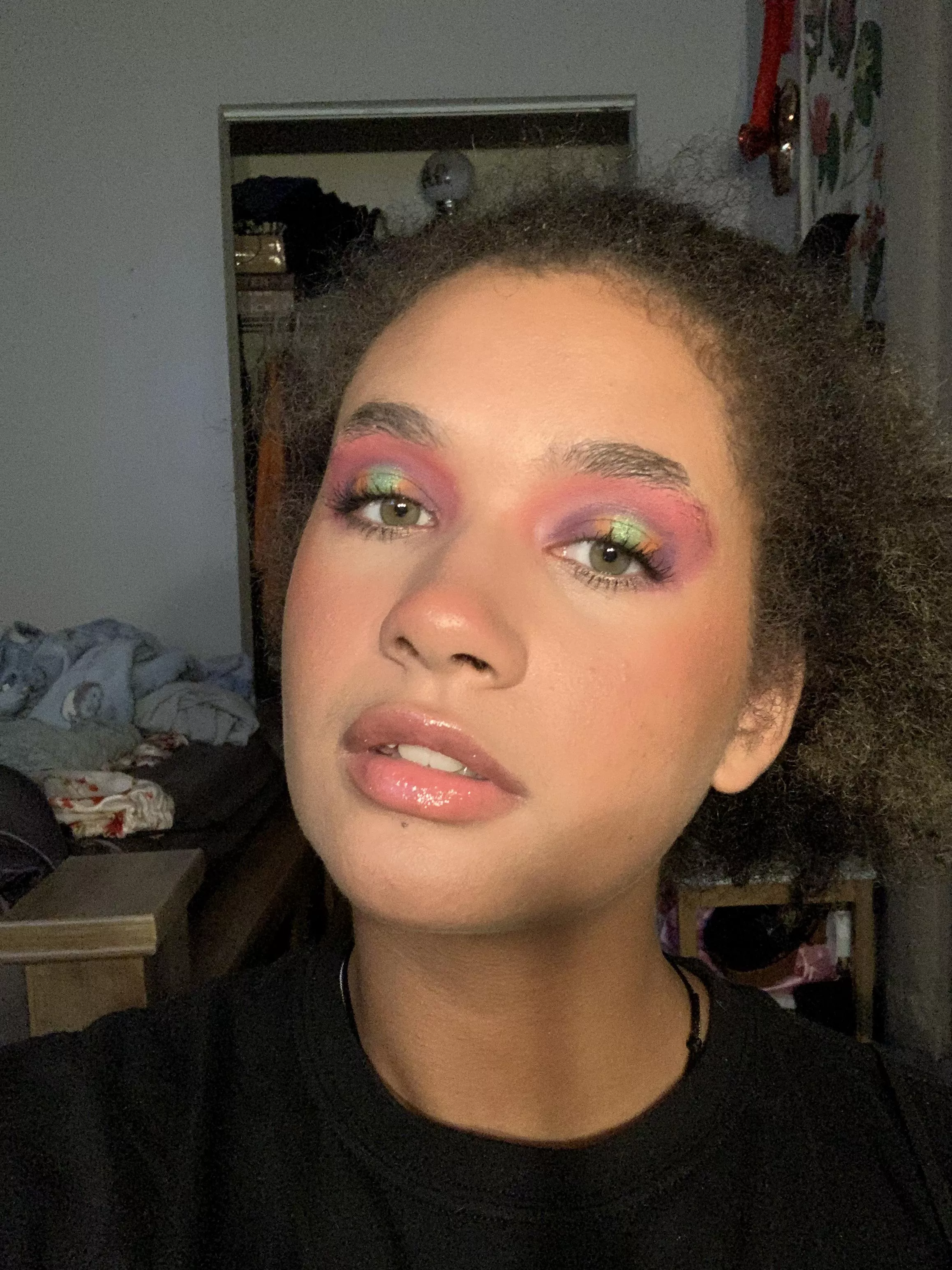 Hello!! Todays crazy makeup look! Hello!! Todays crazy makeup look!