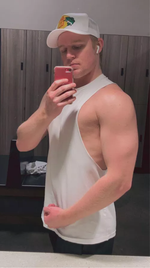 Hello 😃 Hello 😃