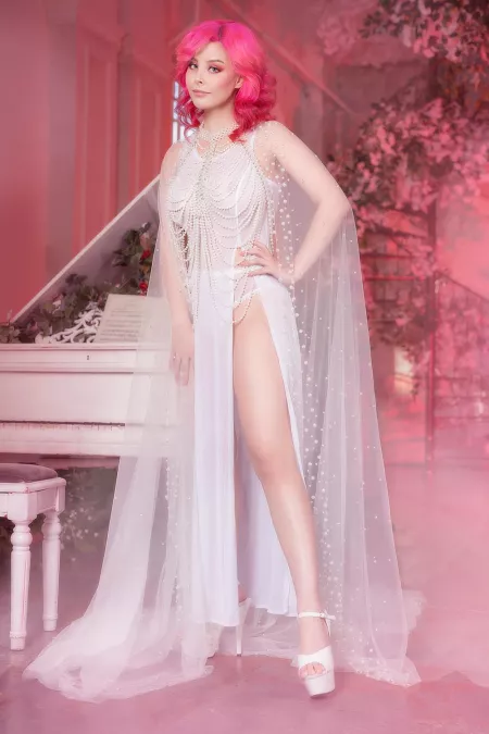 Helly Valentine Helly Valentine