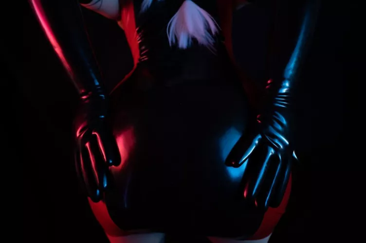 Help me shine my back ✨