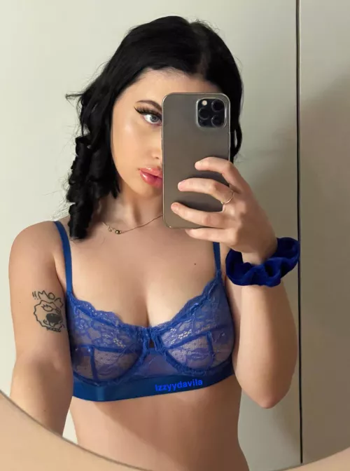 Help me unbutton this bra?