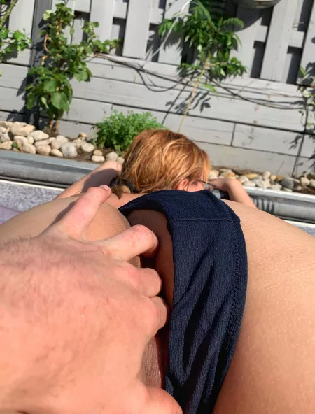 Helping hand in the swimming pool