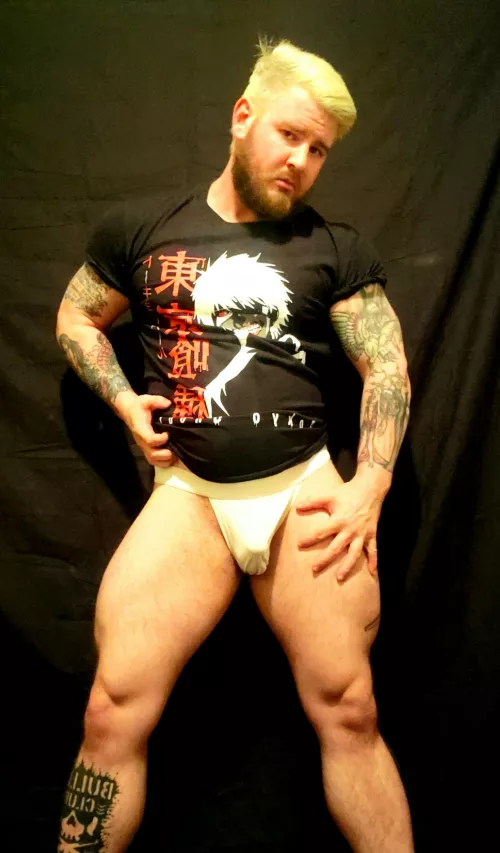 Here's a little throwback Thursday. Any Tokyo Ghoul fans? Here's a little throwback Thursday. Any Tokyo Ghoul fans?