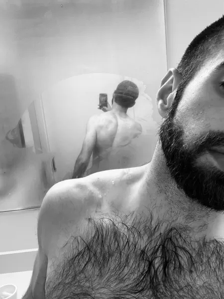 Here’s my chest hair. The top half, anyway. Here’s my chest hair. The top half, anyway.