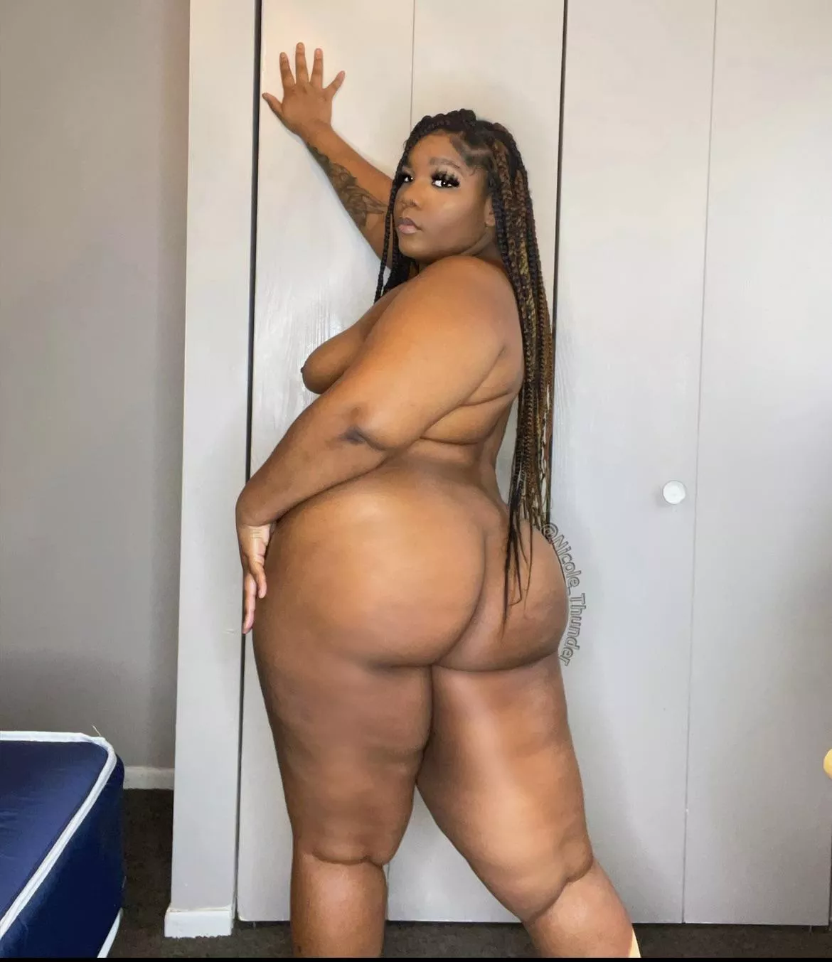 Here’s my good side .