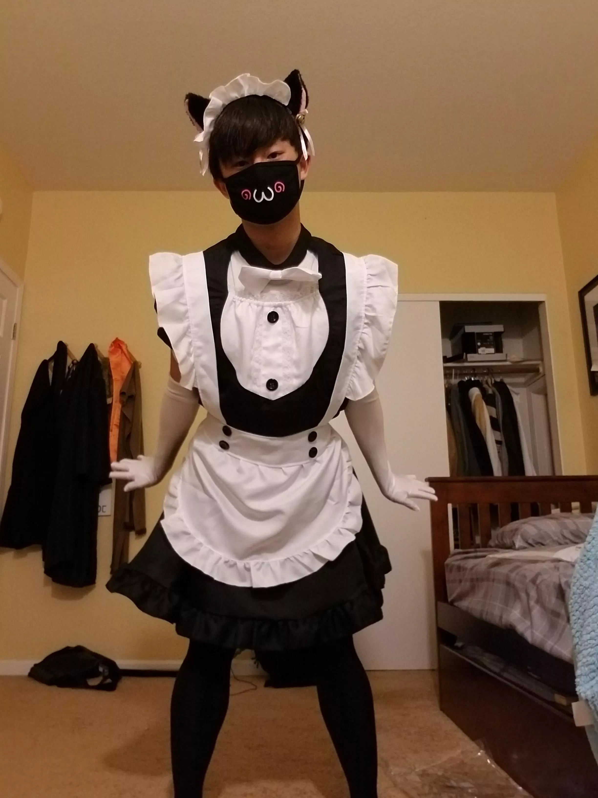 Hewwo! Mowning Master! <3